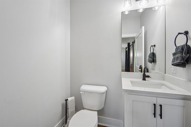 855 Augusta Court, Waukee, IA 50263