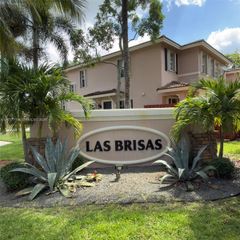 280 Las Brisas Circle 280, Sunrise, FL 33326