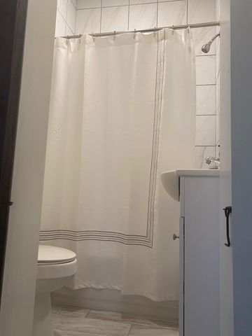 2708 Winbern Street, Houston, TX 77004