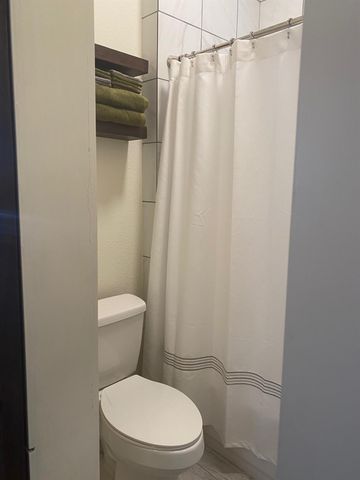 2708 Winbern Street, Houston, TX 77004