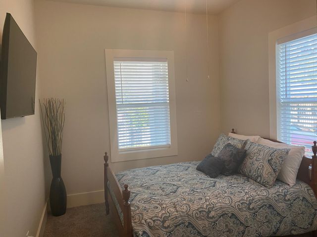 2708 Winbern Street, Houston, TX 77004