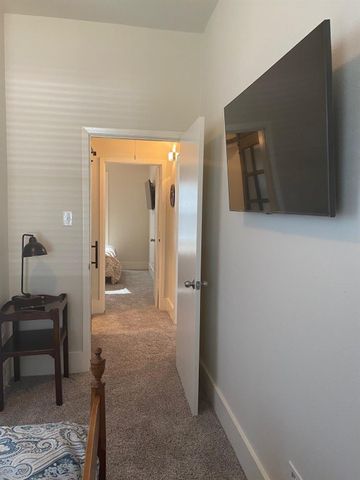 2708 Winbern Street, Houston, TX 77004