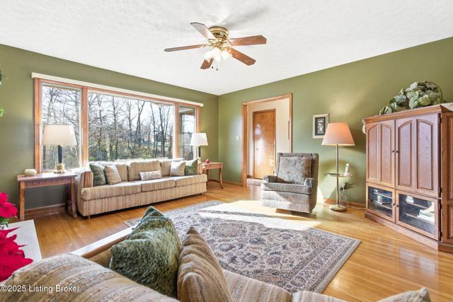 9701 Fern Creek Rd, Louisville, KY 40291