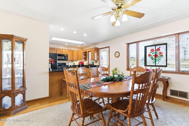 9701 Fern Creek Rd, Louisville, KY 40291