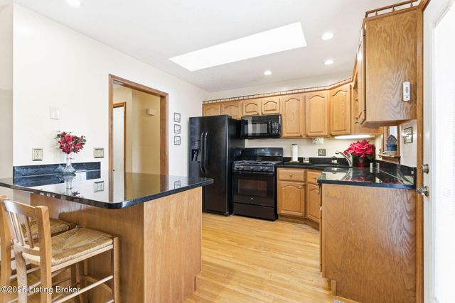 9701 Fern Creek Rd, Louisville, KY 40291