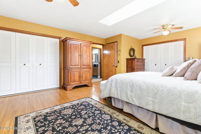 9701 Fern Creek Rd, Louisville, KY 40291