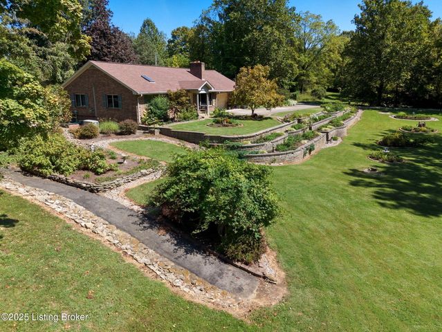 9701 Fern Creek Rd, Louisville, KY 40291