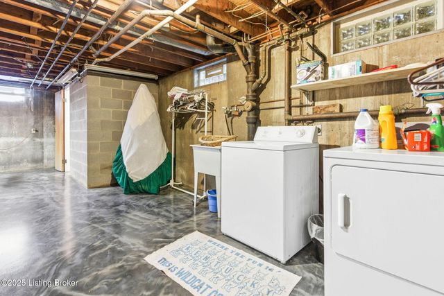 9701 Fern Creek Rd, Louisville, KY 40291