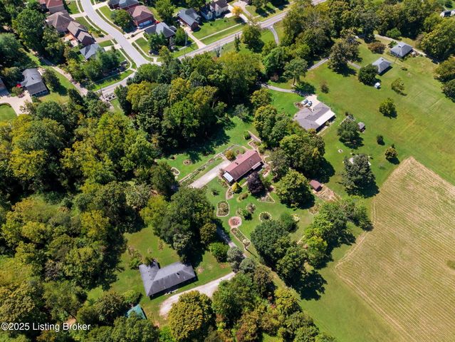 9701 Fern Creek Rd, Louisville, KY 40291