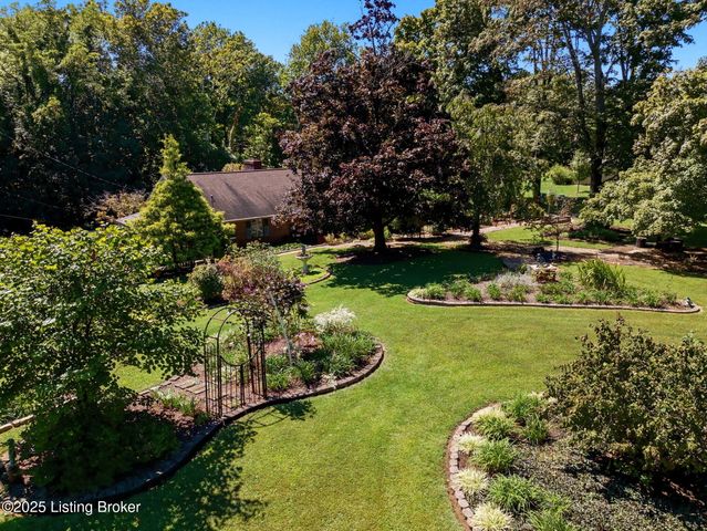 9701 Fern Creek Rd, Louisville, KY 40291