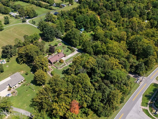 9701 Fern Creek Rd, Louisville, KY 40291