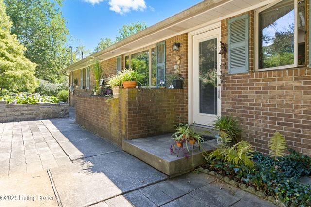 9701 Fern Creek Rd, Louisville, KY 40291