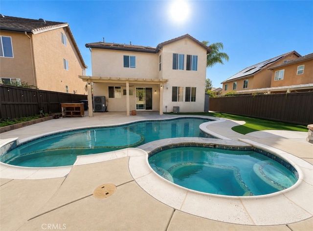 38354 Coralino, Murrieta, CA 92563
