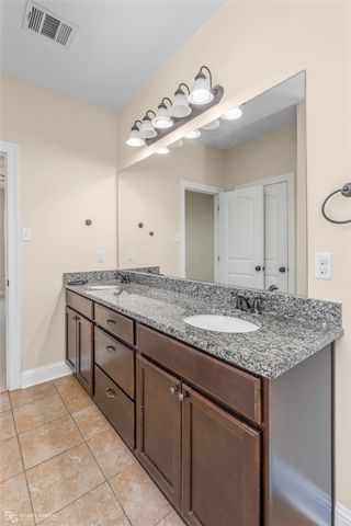 344 Camelback Drive, Bossier City, LA 71111