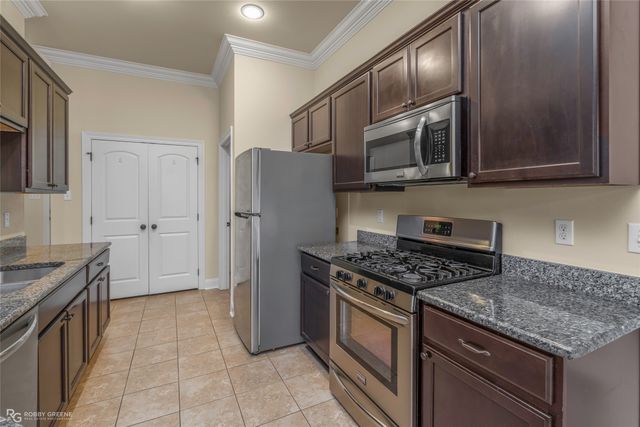 344 Camelback Drive, Bossier City, LA 71111