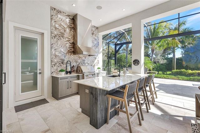 3124 Livorno LN, Naples, FL 34114