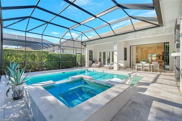 3124 Livorno LN, Naples, FL 34114