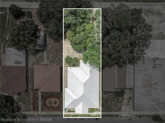 343 S Commerce Avenue, Sebring, FL 33870