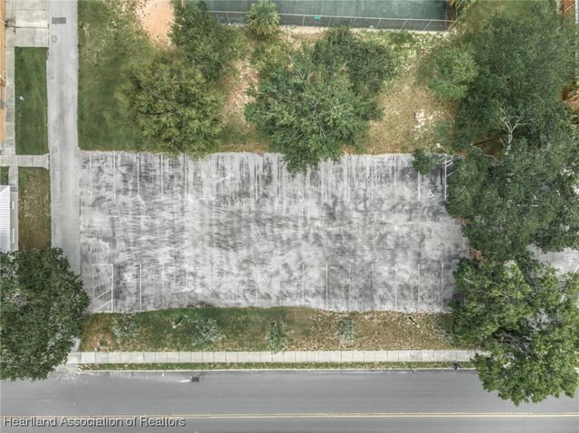 343 S Commerce Avenue, Sebring, FL 33870