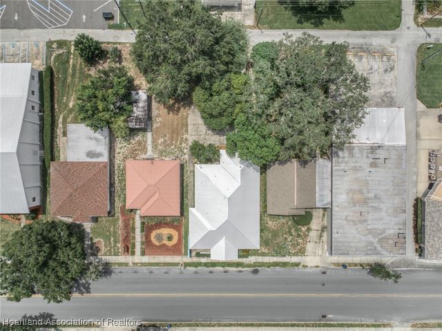 343 S Commerce Avenue, Sebring, FL 33870