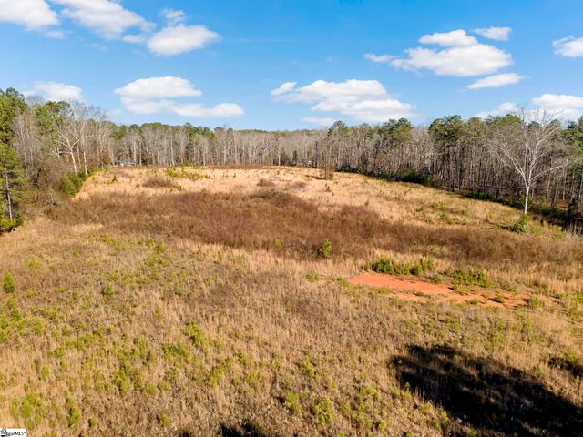197 Bryson Road, Fountain Inn, FL 29644