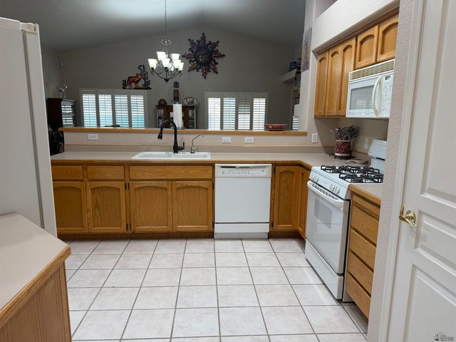 8494 E Olive Ann Ln, Yuma, AZ 85365