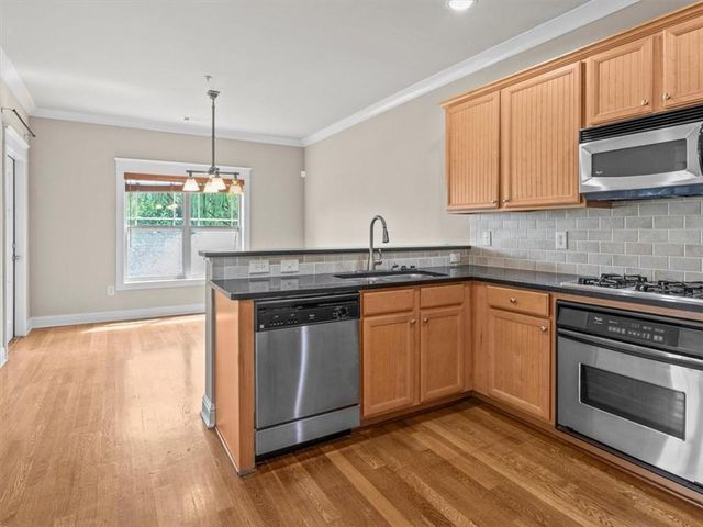 655 Mead Street SE 8, Atlanta, GA 30312