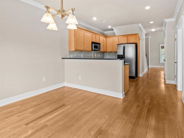655 Mead Street SE 8, Atlanta, GA 30312