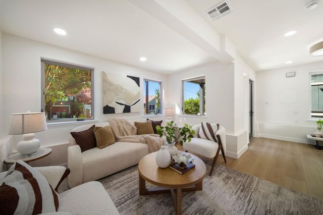 1680 Miami Court, Oakland, CA 94602