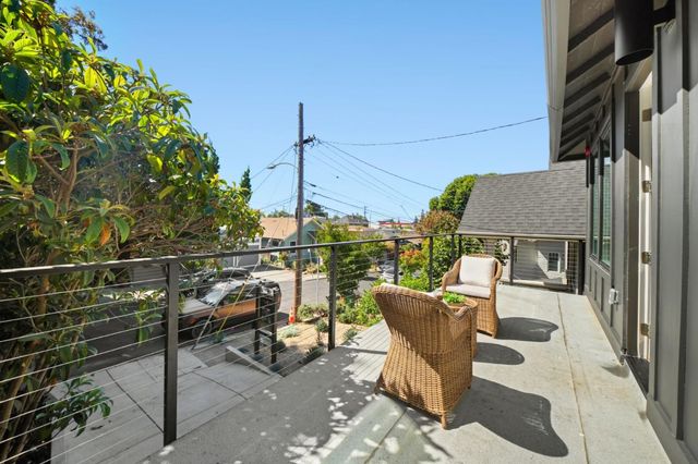 1680 Miami Court, Oakland, CA 94602