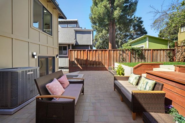 1680 Miami Court, Oakland, CA 94602