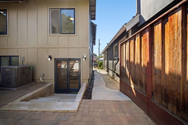 1680 Miami Court, Oakland, CA 94602