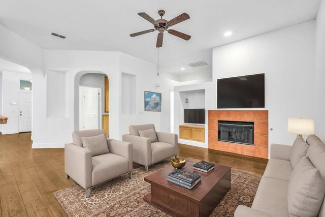 6016 Travo Way, Elk Grove, CA 95757