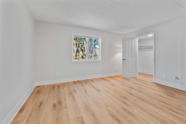 18310 Robin Lane D2, Homewood, IL 60430