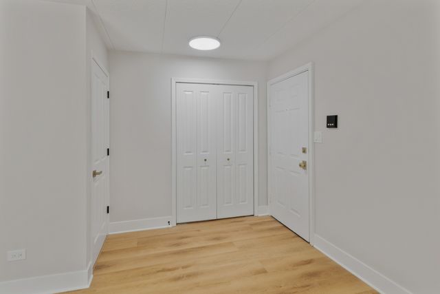 18310 Robin Lane D2, Homewood, IL 60430