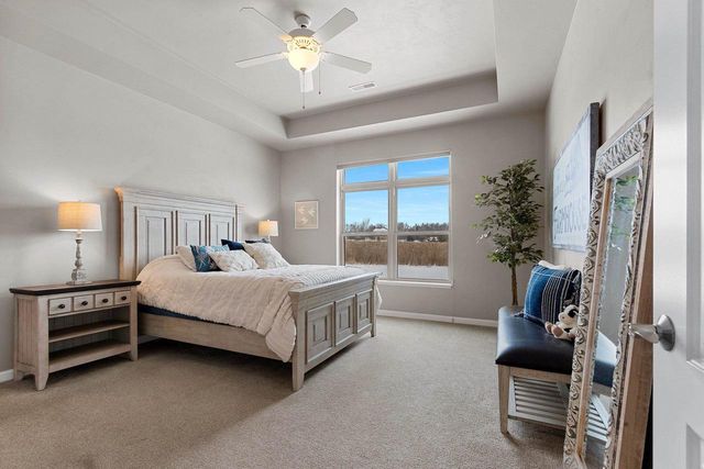 3655 WOODS EDGE WAY, De Pere, WI 54115