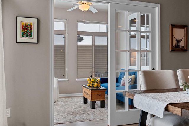 3655 WOODS EDGE WAY, De Pere, WI 54115