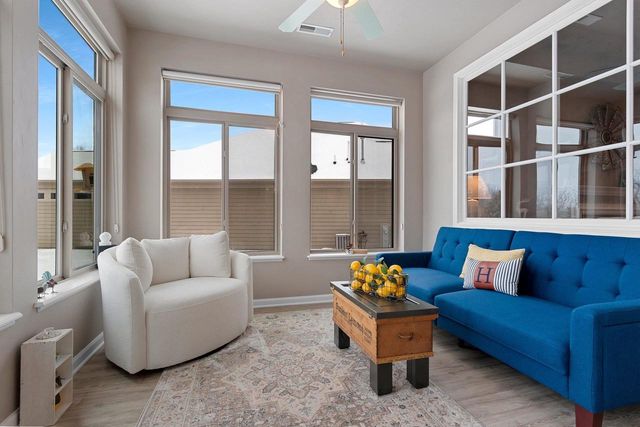 3655 WOODS EDGE WAY, De Pere, WI 54115