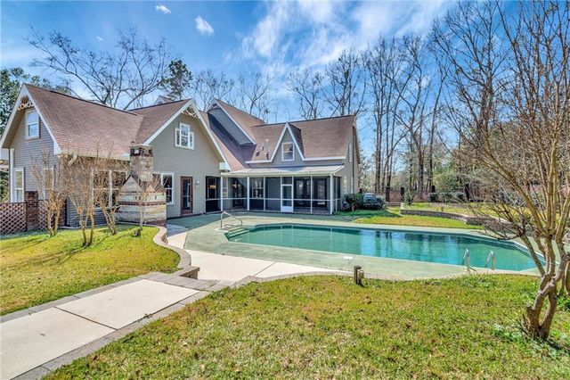 2950 Nic Lib Lane, Semmes, AL 36575