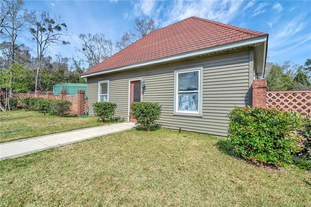 2950 Nic Lib Lane, Semmes, AL 36575