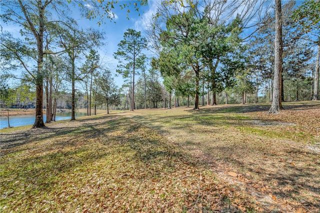 2950 Nic Lib Lane, Semmes, AL 36575