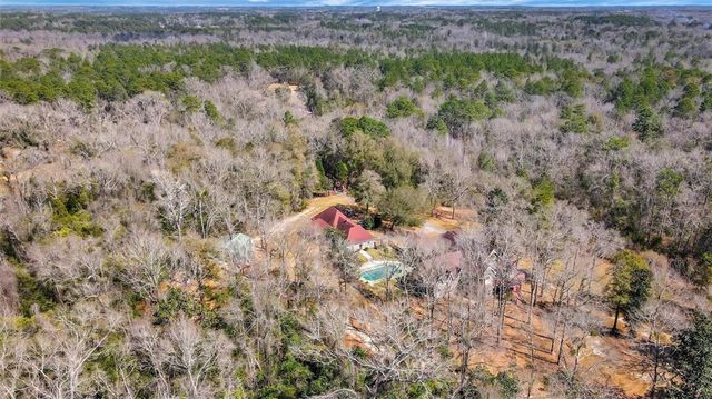 2950 Nic Lib Lane, Semmes, AL 36575