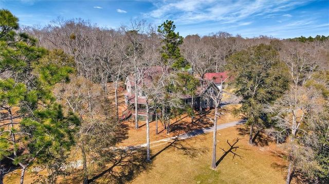 2950 Nic Lib Lane, Semmes, AL 36575