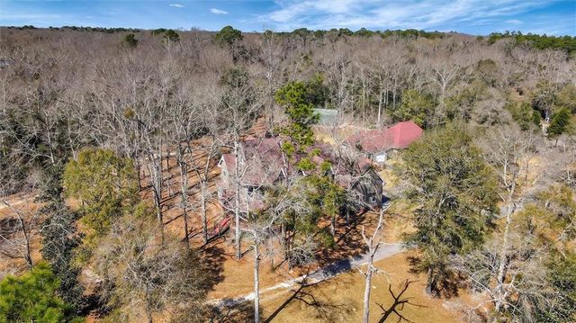 2950 Nic Lib Lane, Semmes, AL 36575