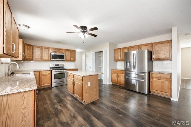 512 Mercer Court, O'fallon, IL 62269