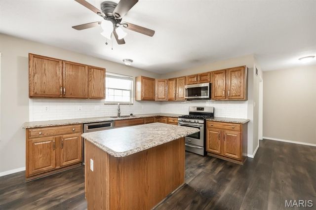 512 Mercer Court, O'fallon, IL 62269