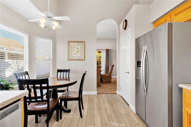 11525 Mountian Meadow, Apple Valley, CA 92308