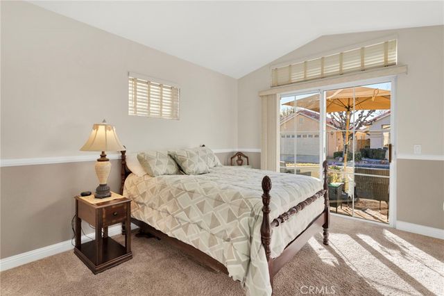 11525 Mountian Meadow, Apple Valley, CA 92308