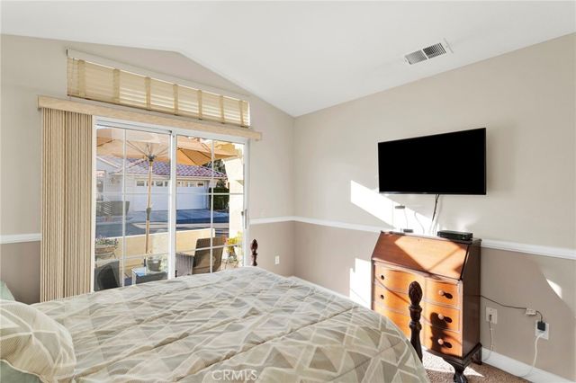 11525 Mountian Meadow, Apple Valley, CA 92308