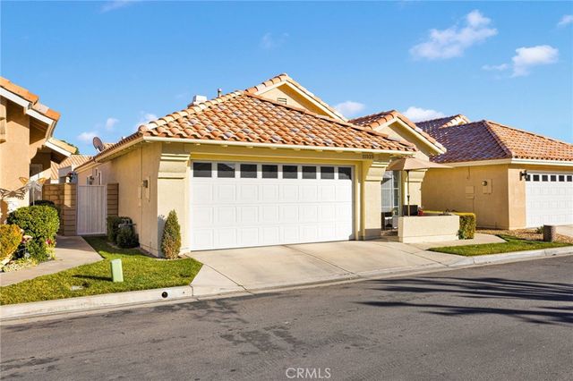 11525 Mountian Meadow, Apple Valley, CA 92308